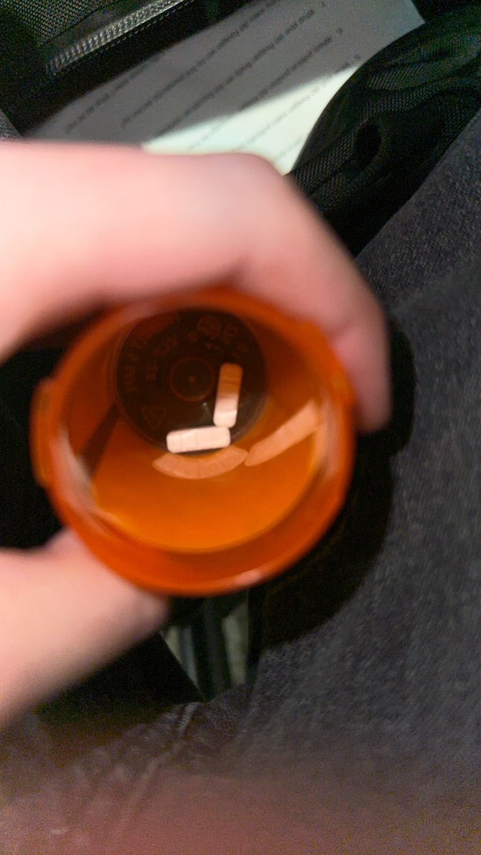 destroyoxy's tweet image. back on them xans