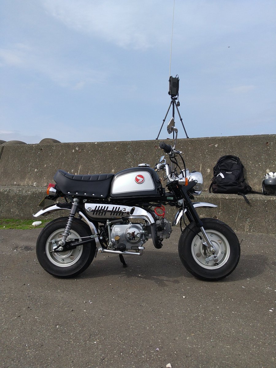 Jm8hnt's tweet image. 各局皆様おはようございます‼️
風も収まりコンディションも良さそうなので西稚内漁港にやって来ました☺️
今日はバイクなので11mのみの運用です🙇‍♂️