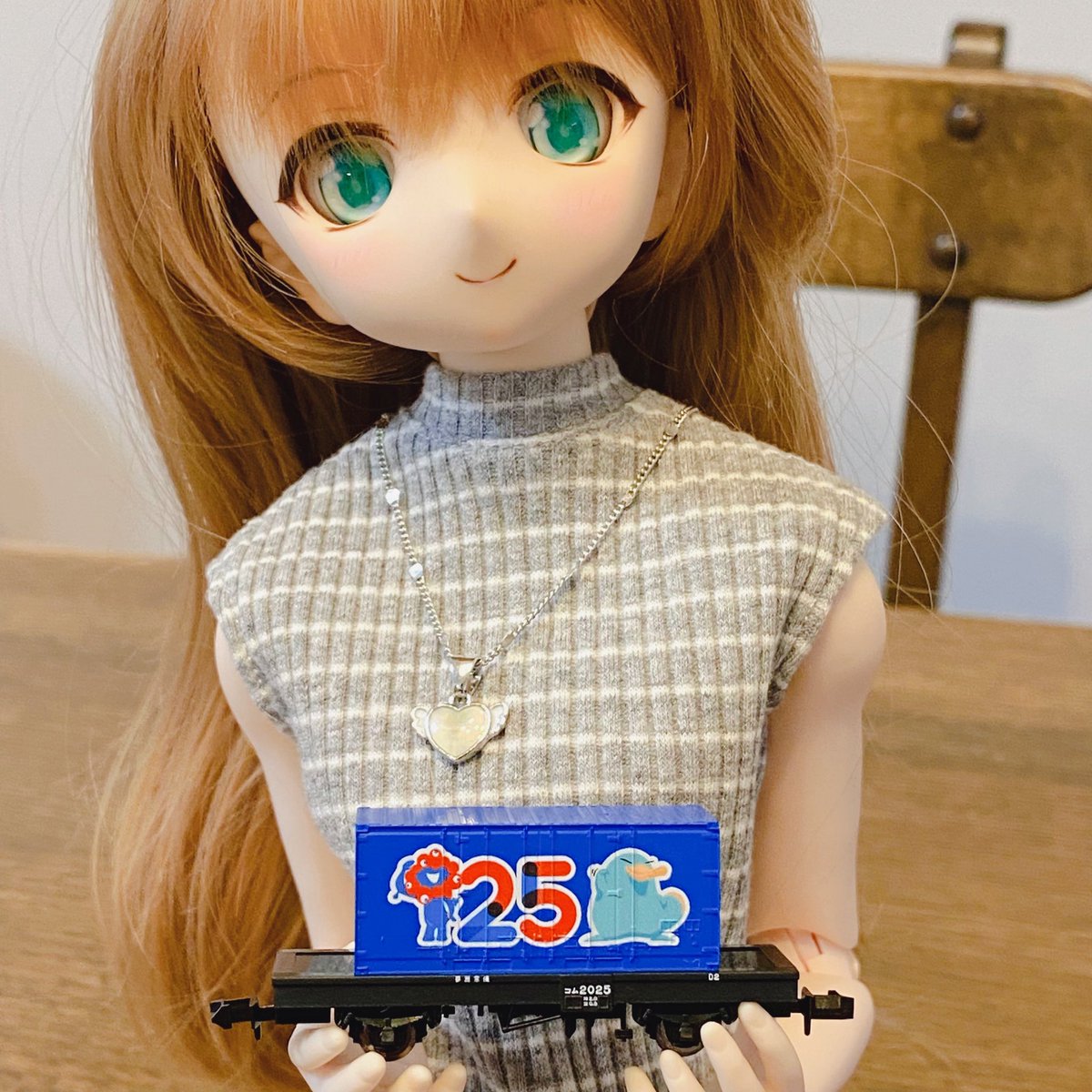 lexelias's tweet photo. で、タダ券で万博…('▽'*)…いつ行こう？それはともかく、ミャクミャクラピートは出ないのかな？…ん？TOMIXのは公式通販で買える？

#みずほ  #doll #obitsu #オビツ48 #うちのこかわいい
#ngauge #modelrailways #spurN #nscale #trainmodel #modelrailway #modeleisenbahn #Nゲージ #鉄道模型 https://t.co/XyTyVoy8gS