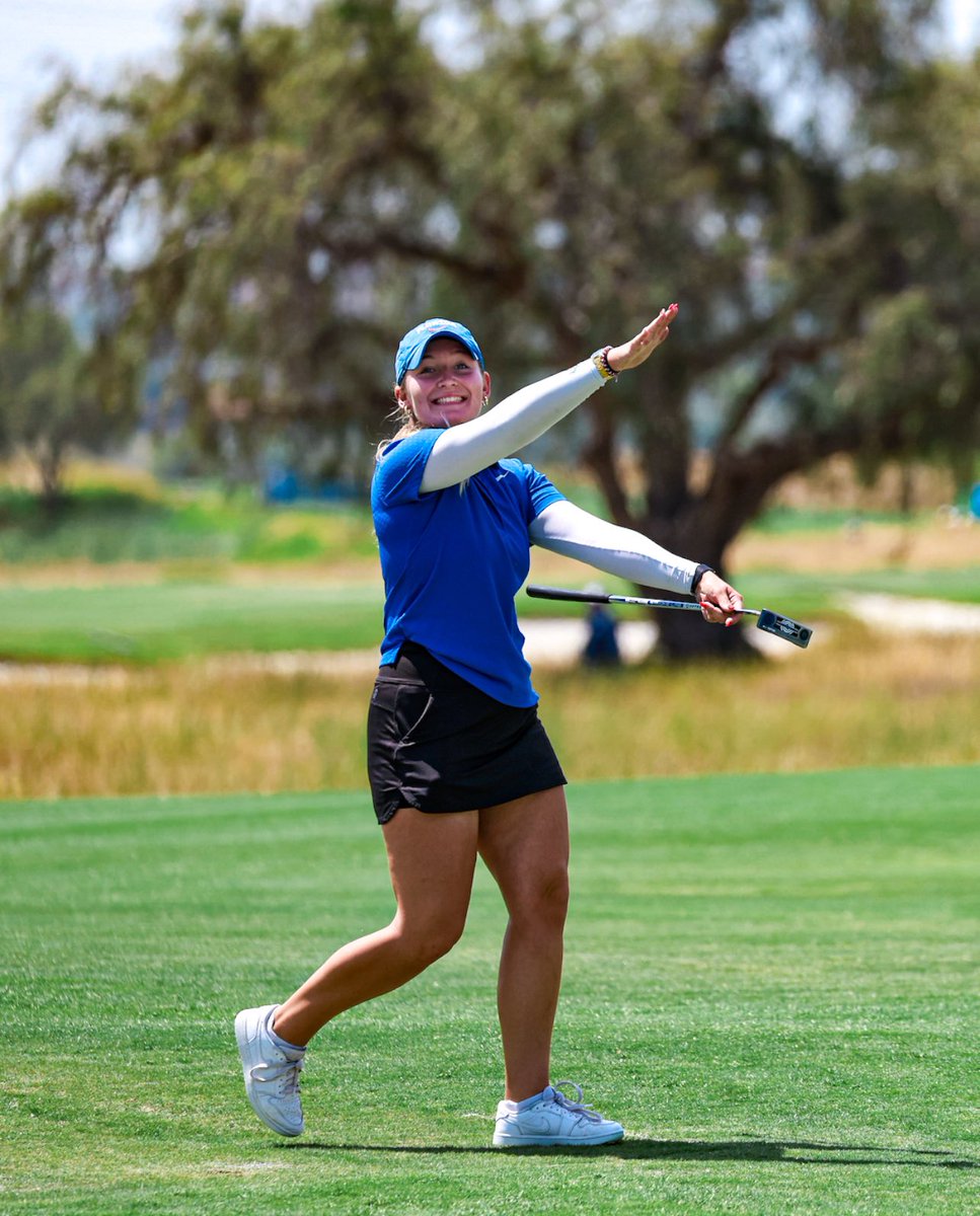 natty vibes 😁

🫳
🫴