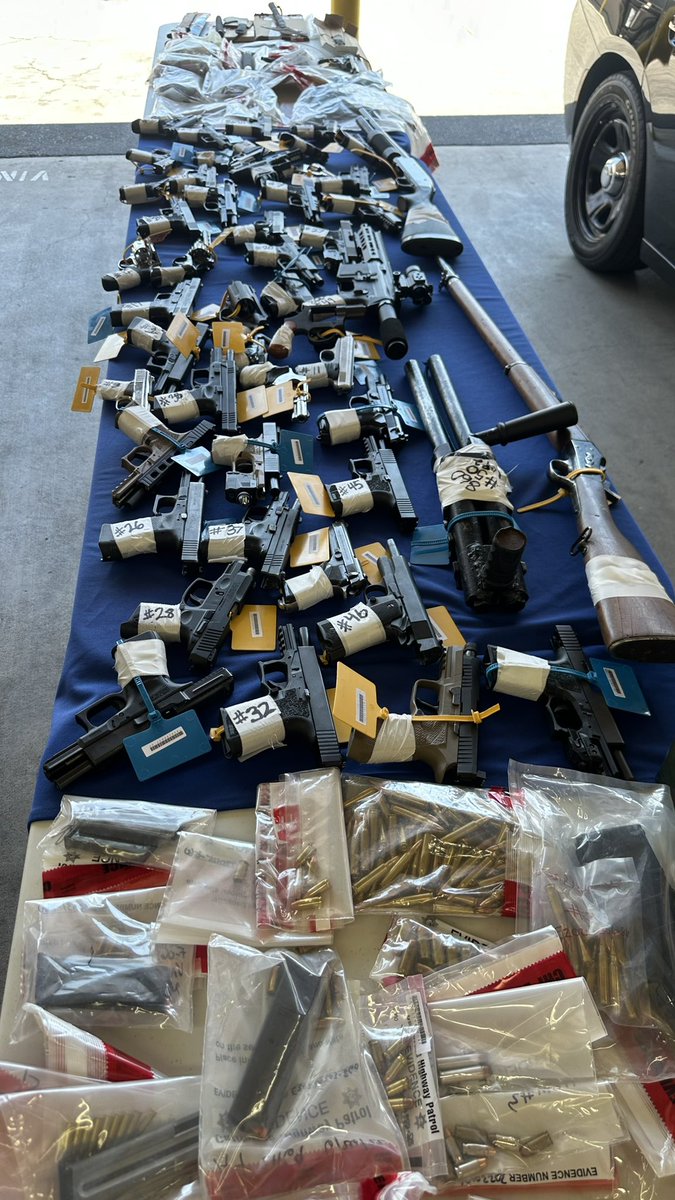 CHP_San_Berdoo's tweet photo. Keeping Our Communities Safe
Hundreds of illegal guns and ammo were recovered in San Bernardino and are now headed to the CHP Academy for safe destruction. Every weapon off the street is a win for public safety.

#CHP #GunRecovery #SanBernardino #CHPSanBernardino #PublicSafety https://t.co/vANcexo7G3