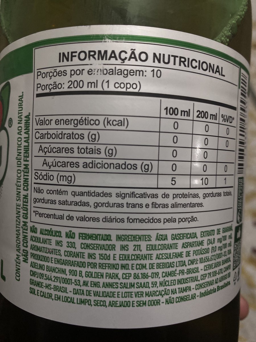 cannabiskcal's tweet photo. minha maior descoberta dessa semana foi esse refrigerante https://t.co/alE9wbwp8K