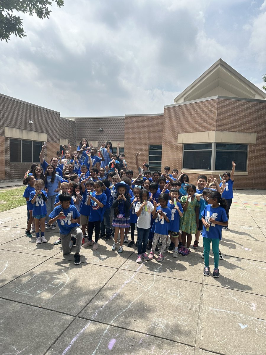 And the winner of the total House Points for the year is…💙BLUE HOUSE🩵 So proud of these amazing kids and all of their hard work!!