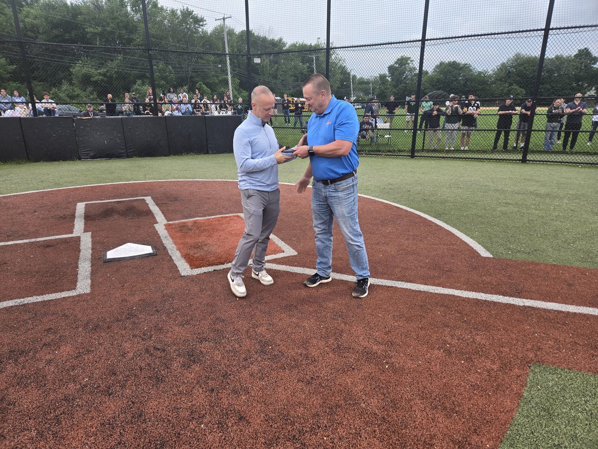MorrisCountyADs (@morriscountyads) on Twitter photo Honorary of the 2025 Morris County Tournament: Scott Rosenberg, former President of the Morris County secondary Schools Athletic Directors Association <a href="/DelbartonSports/">Delbarton Athletics</a> <a href="/WMCAthletics/">West Morris Central High School Athletics</a> <a href="/KHS_Sports/">KinnelonHS Athletics</a> Honorary of the 2025 Morris County Tournament: Scott Rosenberg, former President of the Morris County secondary Schools Athletic Directors Association <a href="/DelbartonSports/">Delbarton Athletics</a> <a href="/WMCAthletics/">West Morris Central High School Athletics</a> <a href="/KHS_Sports/">KinnelonHS Athletics</a>
