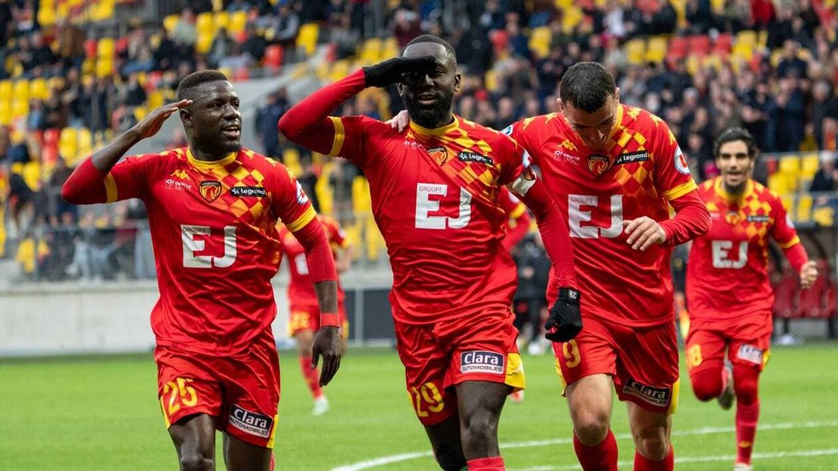 𝟯𝙚𝙢𝙚 𝙉𝙞𝙫𝙚𝙖𝙪 🇫🇷 tweet media