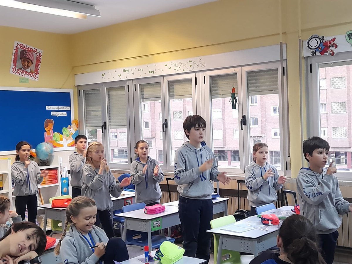 MaristasInmaculadaVa tweet media