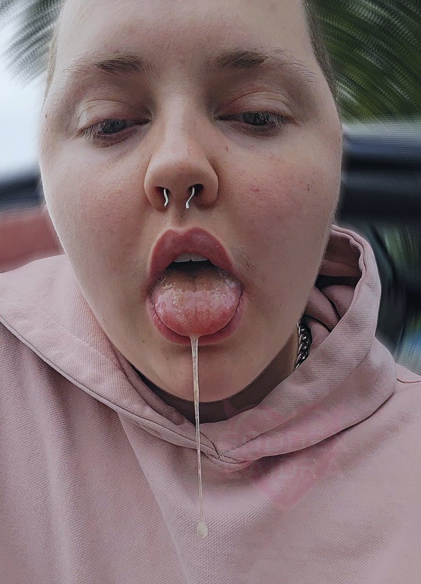 Seeing your slutty wallet open like that makes me drool 🥰