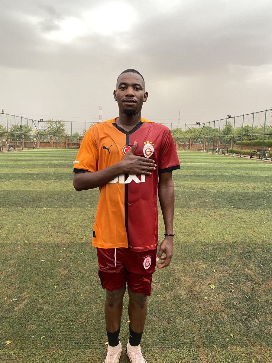 Takım arkadaşım da #StayWithUsOsimhen dedi 🌍💛❤️