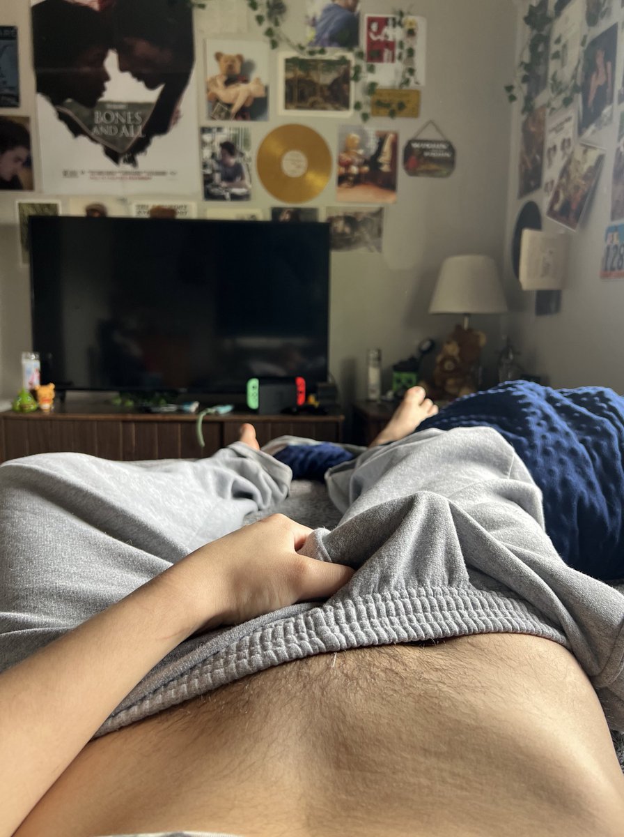 stnerboyfriend's tweet photo. Chudai I guess https://t.co/kQyw6aMMkn