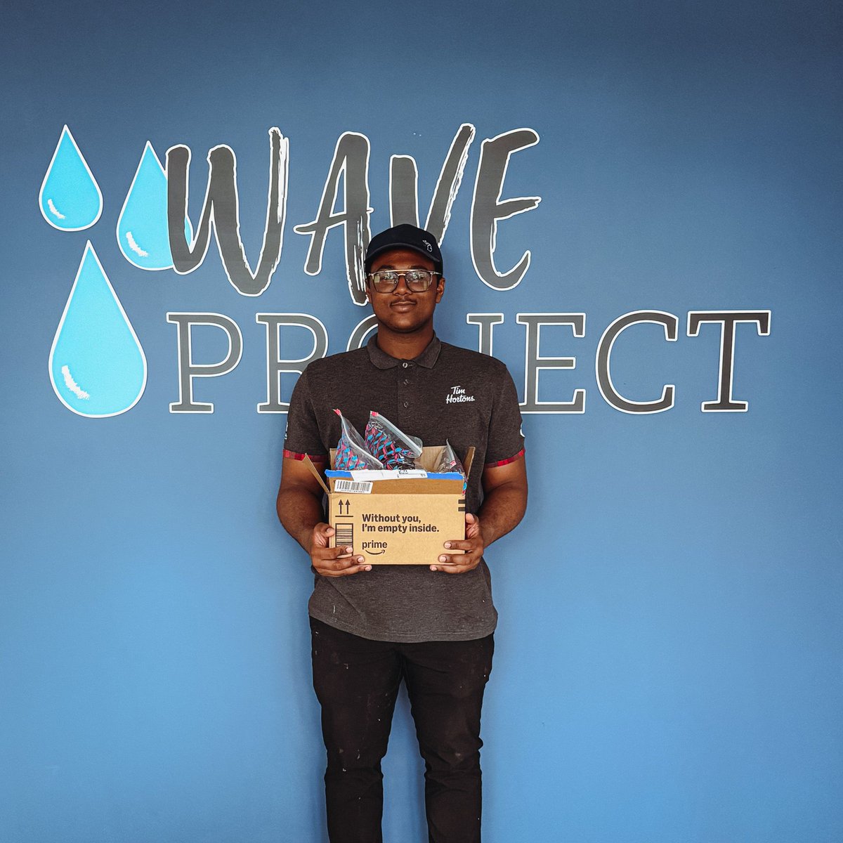 WelcomingAll's tweet photo. David, a senior at Chippewa Valley, didn’t just do a project; he showed up with purpose.
He built hygiene kits for our Essentials Van to serve neighbors facing homelessness.
One student. Real impact.
Thanks for leading with heart, David. 💛
#WAVEProject #EssentialsVan https://t.co/jcKFxrKAr1