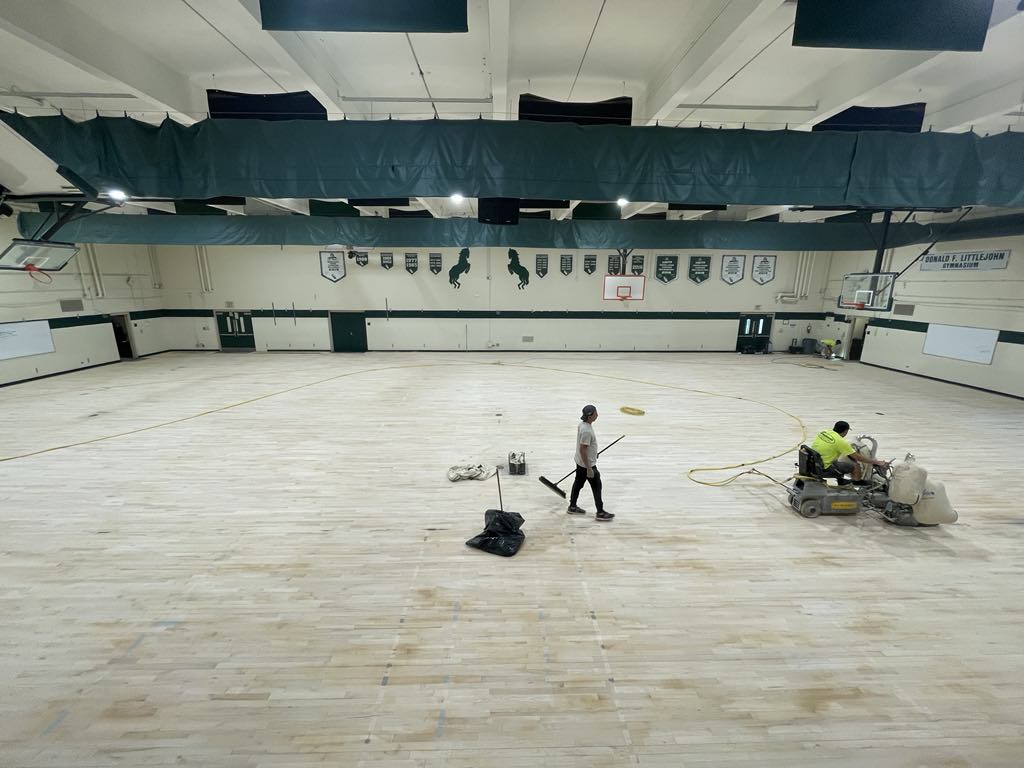 TheFloorGuys's tweet photo. We love seeing a project go from start to finish, but the hard work in the middle is what really counts. Putting in the effort to meet our clients’ high standards is what drives us.
Check out our latest project at Cochrane Collegiate Academy!

#Sports  #basketball  #Flooring https://t.co/n5BjAKXtJc