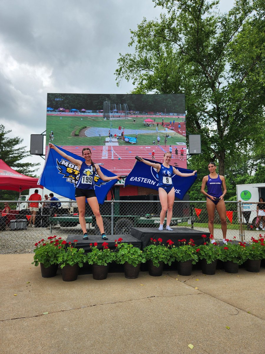 Abby Taylor with a 2nd place podium finish in the womens 3k steeple!!!
