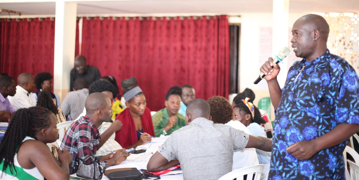 NCDCUg's tweet image. Orientation of A’level teachers on the competency-based Advanced Secondary School curriculum wraps up in some areas of central Uganda. @NCDCUg will now move to the western region and continue with select centres in central region.
