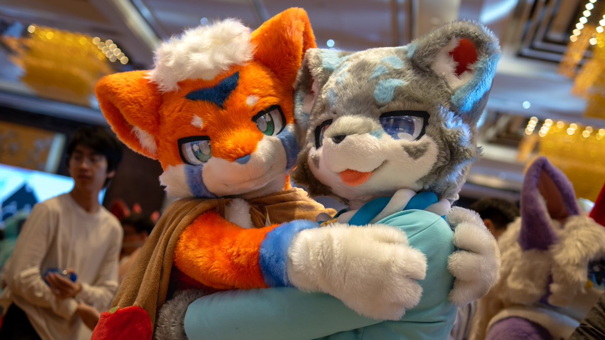 世界需要更多萌物＞_＜
#FursuitEveryday 
小雪豹：努卡