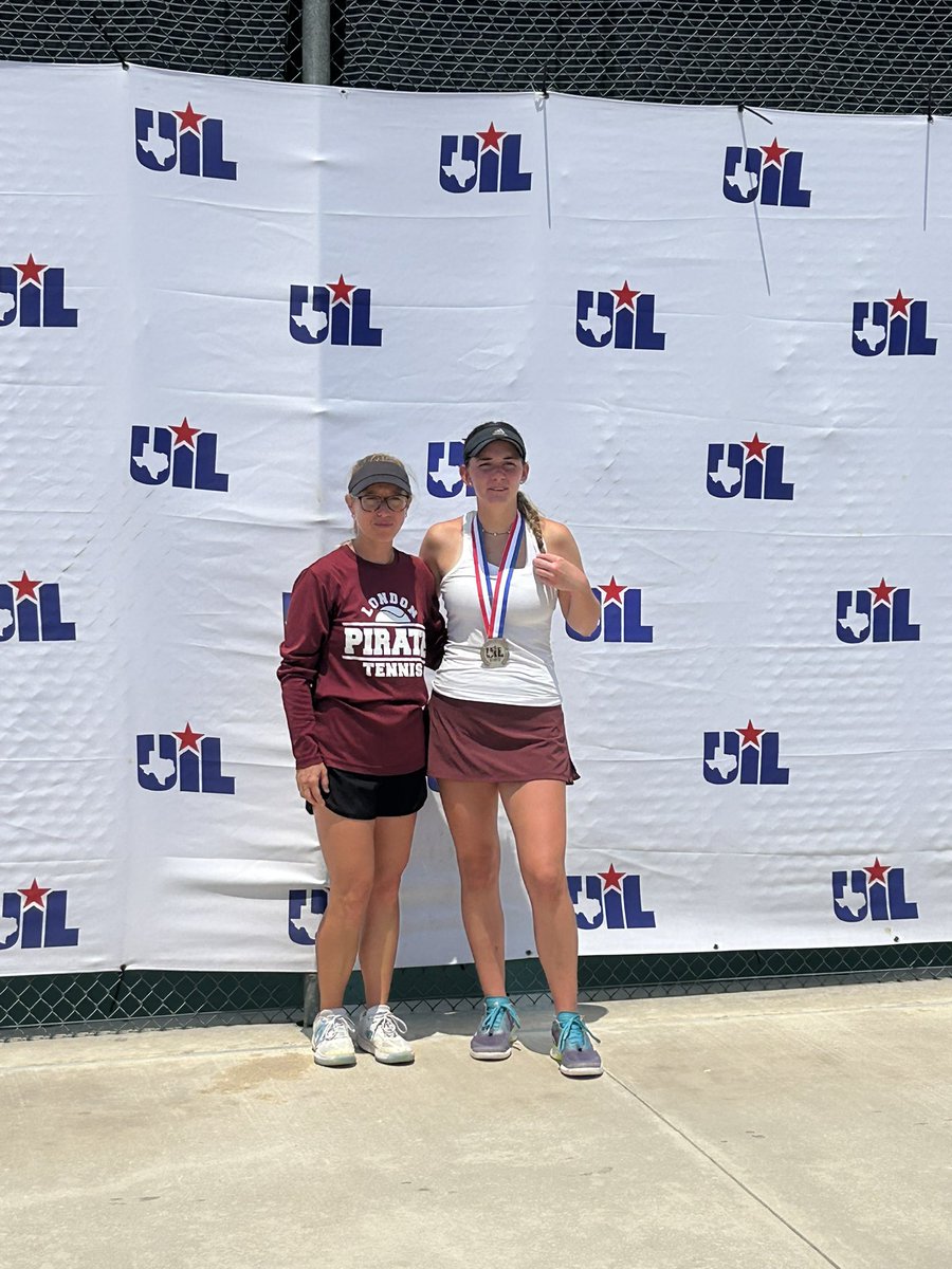 Congrats to Kailey on her silver medal from the <a href="/uiltexas/">Texas UIL</a> AAA State Tennis Meet. <a href="/cclondonpirates/">London</a> <a href="/CoachSmith_A61/">Andy Smith</a> <a href="/LISDPirates/">LondonISD</a> #LondonProud