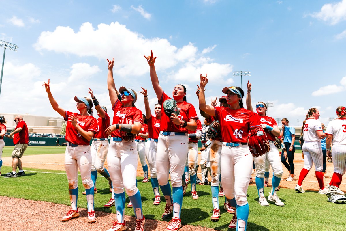 Liberty Softball tweet media