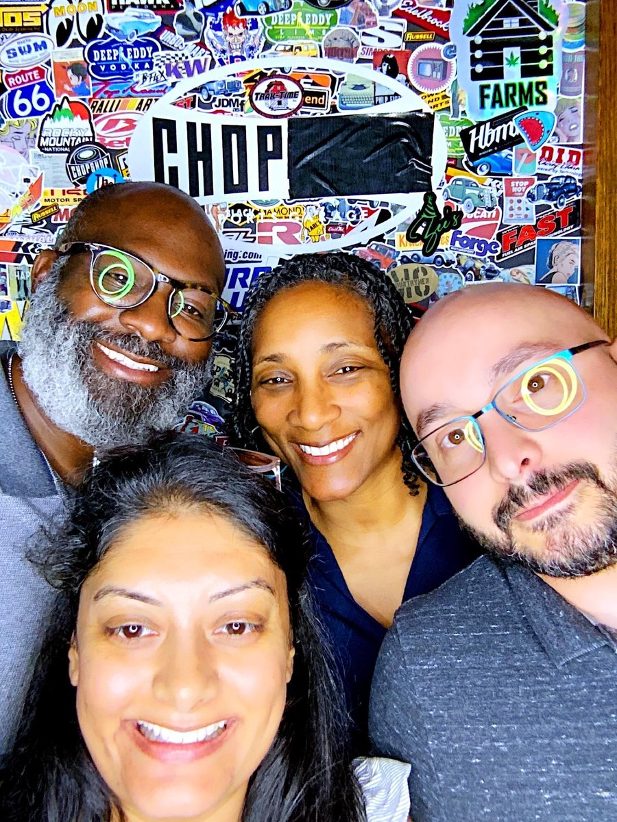 Sapience's tweet image. Closing the week out with a little photo booth fun and a lot of team spirit! Safe travels to our Product and Customer Success teams as they head back to their homes. It was great to have you at the McKinney headquarters. 

#SapienceCulture #WorkHardPlayHard #PhotoBoothFun