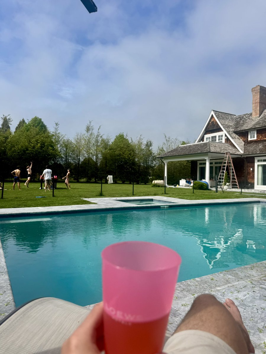 pat_quincy_ii's tweet photo. Wonder what the peeing in the pool policy is here #Helpmefindajob https://t.co/xjHYMHgLXC