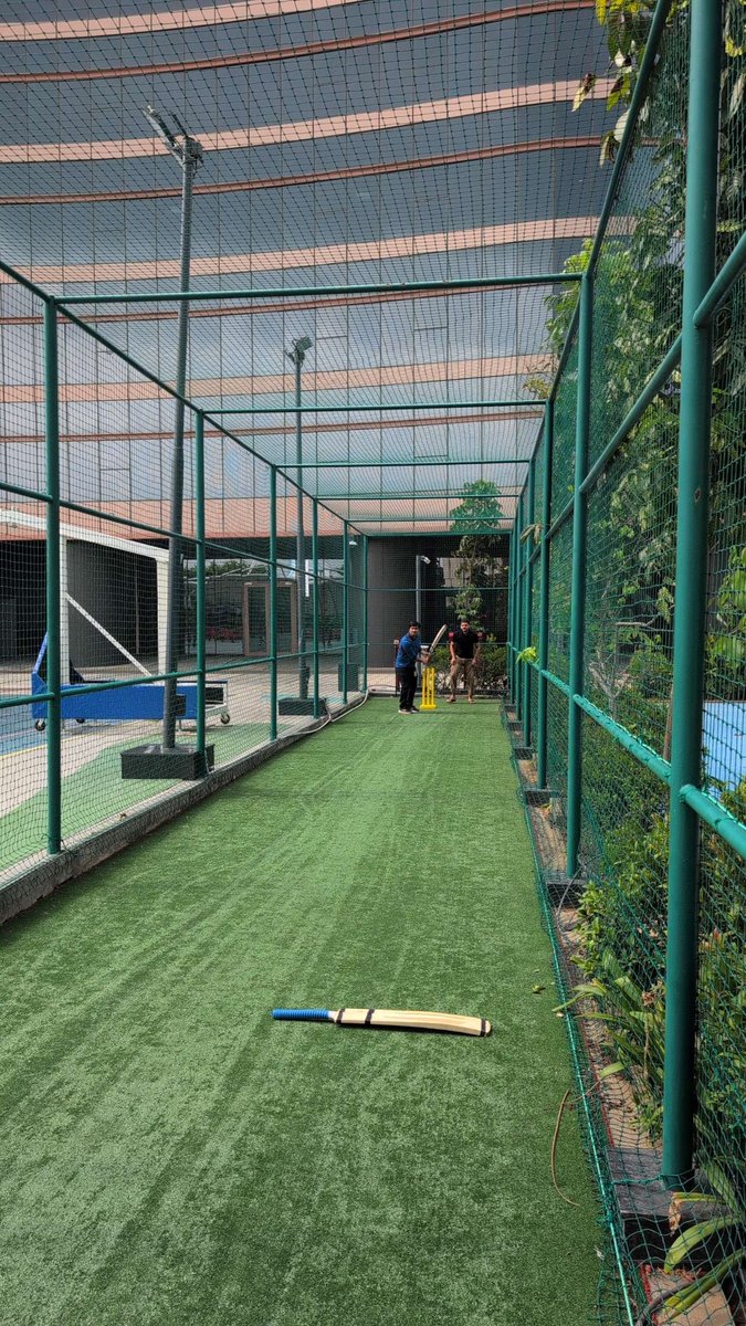 nitingangWAR_'s tweet photo. Played cricket after a long time 😁 https://t.co/etsHpaXDmL