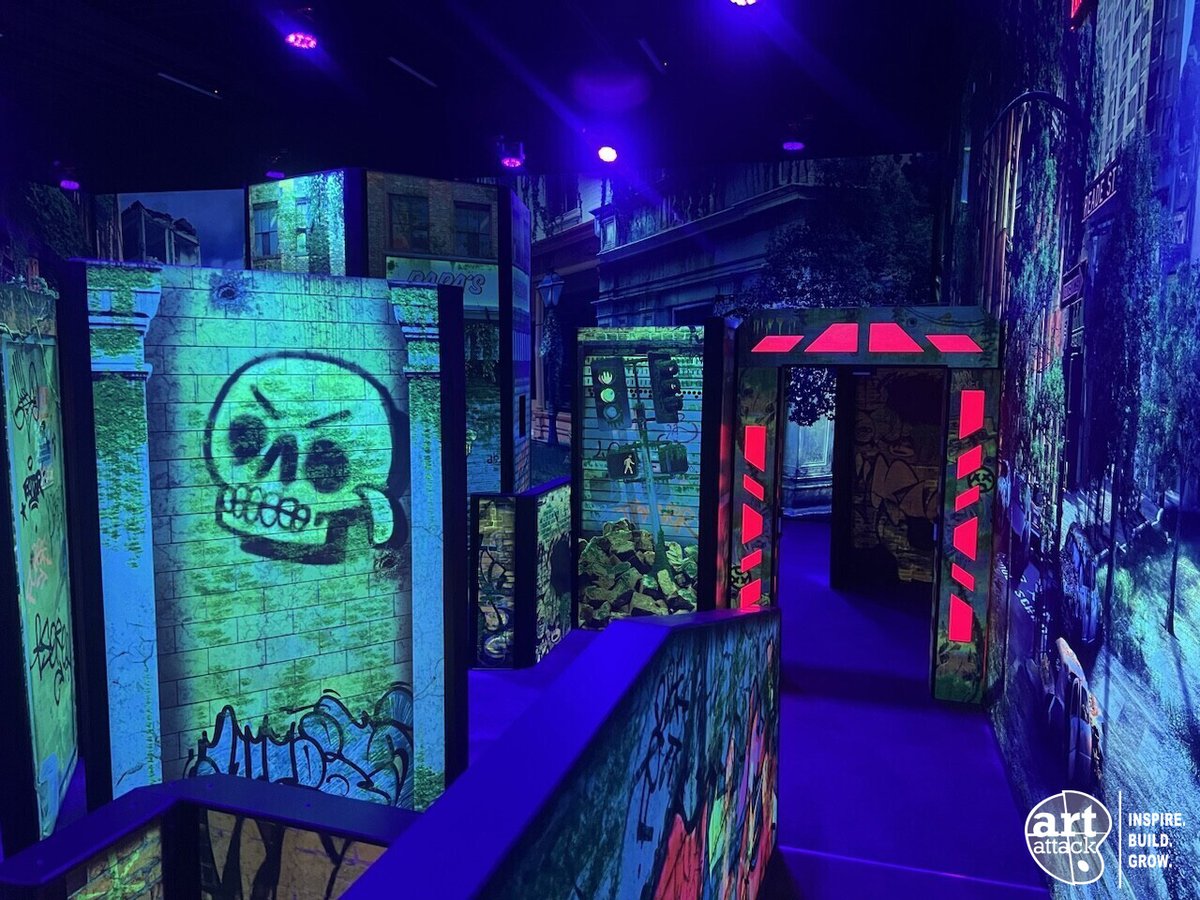 artattackfx's tweet photo. Enter the Game. Feel the Rush. From neon-lit sci-fi labs to war-torn streets, Art Attack builds next-level arenas for laser tag, gel, and foam battles! #InspireBuildGrow #LaserTag #GelBlasters #FoamBlasters #Entertainment #FamilyEntertainment #FunCenter #FEC https://t.co/KY55yjPcwq