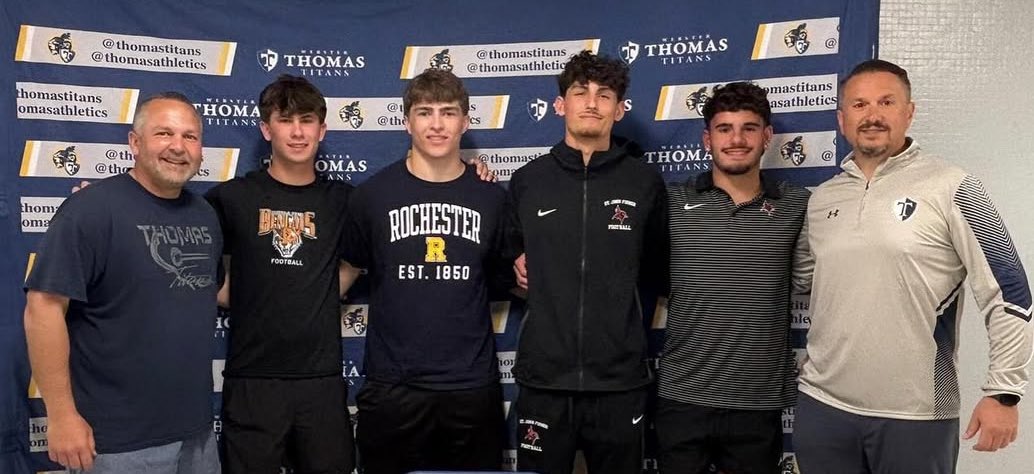 Congrats to our 2025 Titans going on to play D3 College Football‼️