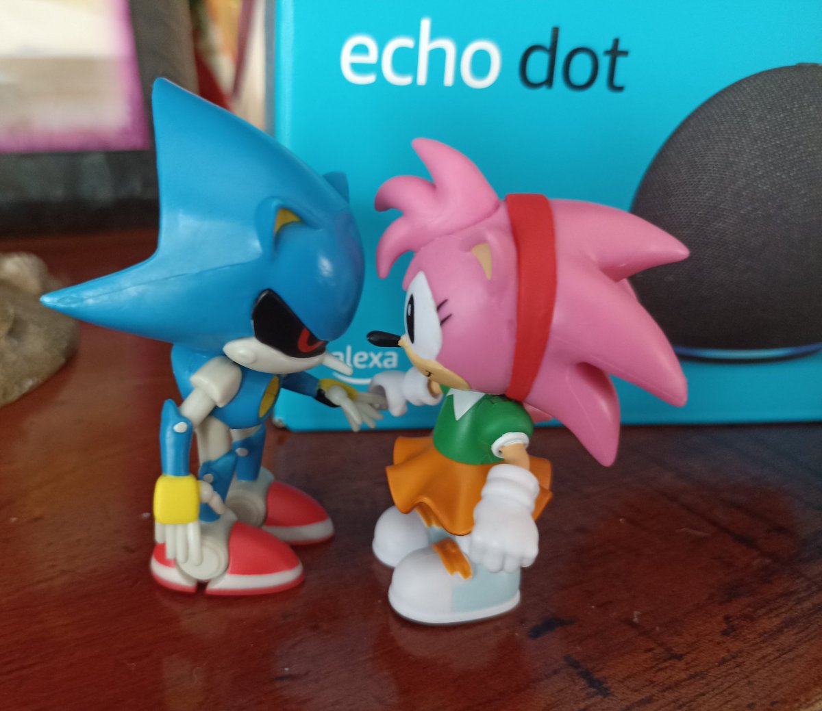 Finalmente tengo a los novios 
💖💙
Probablemente comience una colección Metamy 
#metamy #amyrose #MetalSonic