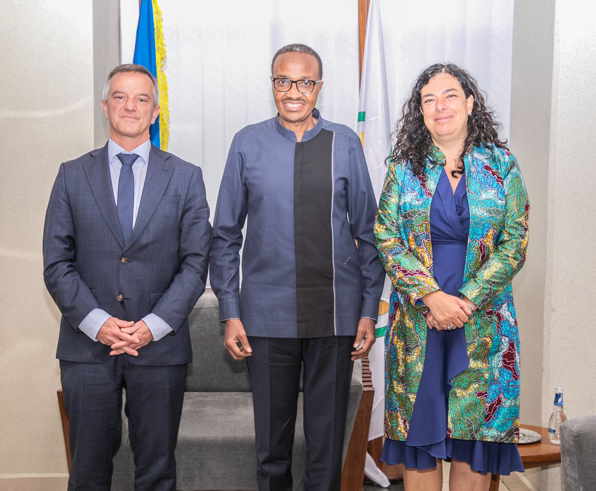 Ministry in charge of Emergency Management (@rwandaemergency) on Twitter photo Today, Minister Maj. Gen. (Rtd.) Albert Murasira received <a href="/HansDasEU/">Hans Das</a>, Deputy Director General of the Directorate General for European Civil Protection and Humanitarian Aid Operations (ECHO) <a href="/eu_echo/">EU Civil Protection & Humanitarian Aid 🇪🇺</a>, accompanied by the EU Ambassador to Rwanda, Ms. <a href="/BelenCalvoEU/">Belen Calvo Uyarra</a> and the EU Today, Minister Maj. Gen. (Rtd.) Albert Murasira received <a href="/HansDasEU/">Hans Das</a>, Deputy Director General of the Directorate General for European Civil Protection and Humanitarian Aid Operations (ECHO) <a href="/eu_echo/">EU Civil Protection & Humanitarian Aid 🇪🇺</a>, accompanied by the EU Ambassador to Rwanda, Ms. <a href="/BelenCalvoEU/">Belen Calvo Uyarra</a> and the EU