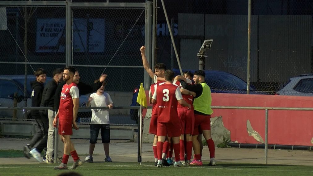 ⚽️| El <a href="/CNTfutbol/">CN Terrassa Futbol</a>  Terrassa es juga la permanència diumenge contra l’Igualada 

🗓️🕛diumenge, 12:00h
🏟️<a href="/CNTERRASSA_/">Club Natació Terrassa</a> 

El millor és que depèn d’ell mateix i hi ha dos resultats que el salven segur: la victòria i l’empat terrassadigital.cat/el-cn-terrassa… #Terrassa #esportstrs