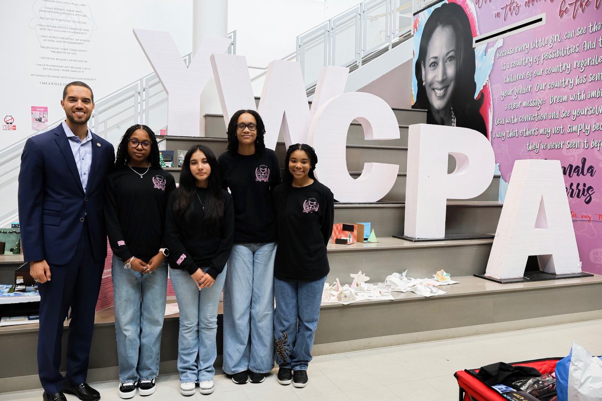 Young Women’s College Prep (<a href="/YWCPAHISD/">Young Women's College Preparatory Academy</a>) has a track record of creating outstanding opportunities for young women of all backgrounds in the Houston Area. 

Thank you for allowing me to come and celebrate the success of your student body firsthand! #FutureLeaders #HoustonYouth