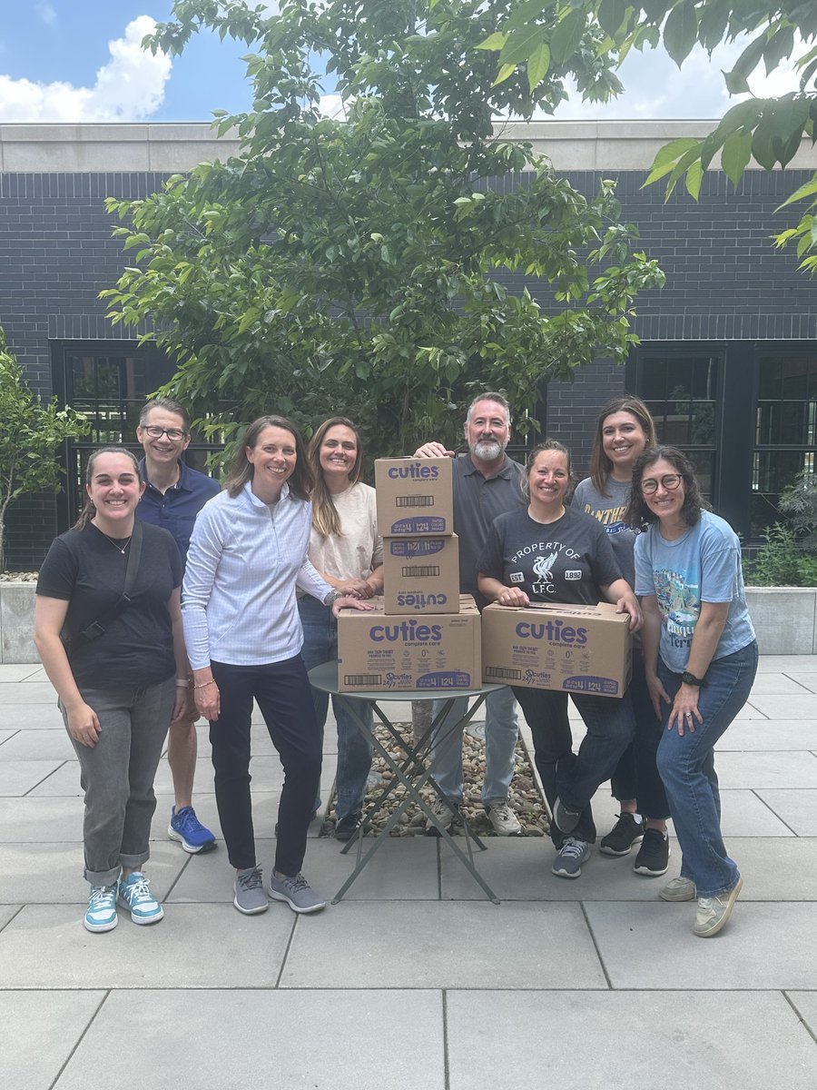 wpa_diaperbank's tweet image. 🎉 A huge THANK YOU to UPMC Enterprise for wrapping an incredible 10,450 diapers for families in need! 💙

Together, we're closing the diaper gap—one bundle at a time. 👶🧷✨ #DiaperNeed #ThankYouUPMC #CommunitySupport #ClosingTheGap #DiaperBank