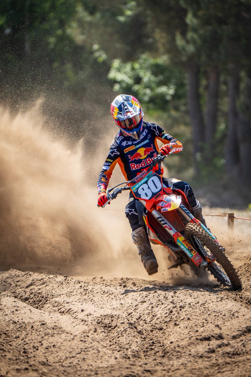 Pretty hot in Lommel today 🇧🇪🔥 #MXGP