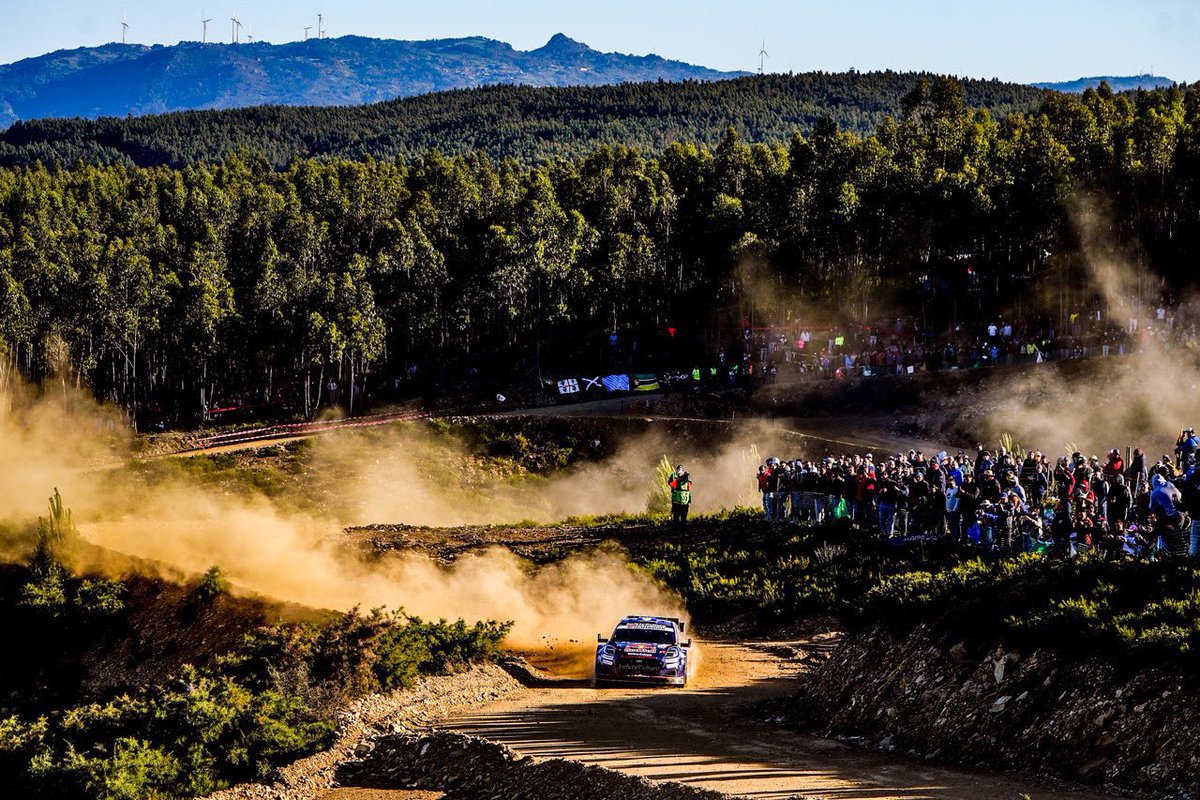 CabineSport's tweet photo. O rally de Portugal é especial ❤️ https://t.co/CIrBw9GfsR