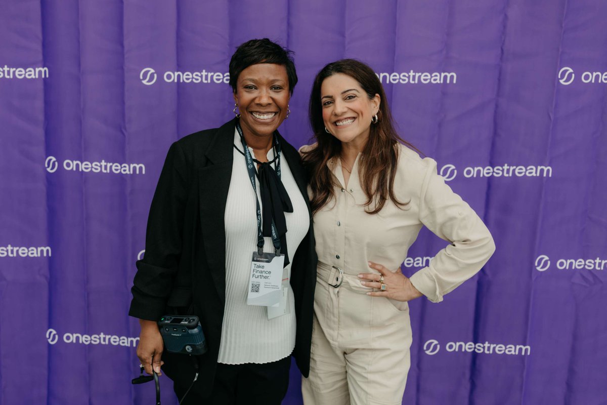 OneStream_Soft's tweet photo. Reshma Saujani’s "Brave, Not Perfect" keynote was nothing short of inspiring.
Her message on embracing imperfection to fuel innovation and leadership is exactly what we needed to hear. Thank you, Reshma! 🙌

#OneStreamSplash #TakeFinanceFurther https://t.co/RPrpp1xsLg