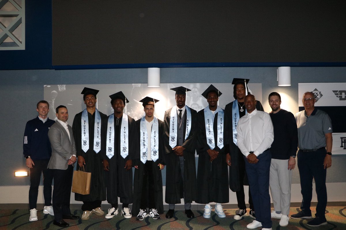 Archie_Miller's tweet image. Graduation Day at @universityofri today! Congratulations to the Class of '25. Happy for these guys long hours, long days, but short years!