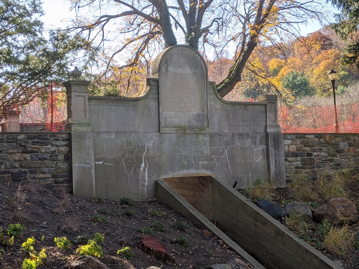 ArchPresStudio's tweet photo. Hicks Memorial Centre is an inconspicuous but delightful feature in Gerry Park. The elegant memorial, built in 1931, honors Henry Bergh, founder of the ASPCA. APS is leading the project on behalf of the North Hempstead DPW, and Henry Restoration is performing the work. https://t.co/bkutd1ddjF