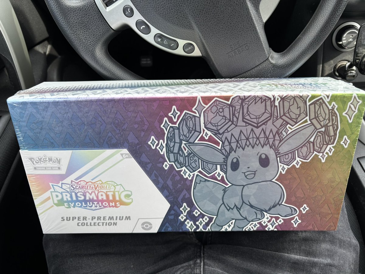 Batpocalypse's tweet photo. I can’t believe it! Prismatic Evolutions Super Premium Collection actually exists! 

I might auction off this pokemon bounty on my Whatnot. Sign up with my referral link and get $10-$200 credit on your first purchase!

https://t.co/lhHf8Y0LIA https://t.co/Yu0HaVPQ1X