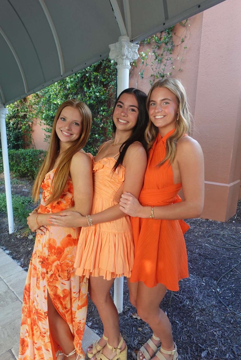 round 2 with my forever dream team! can’t wait for another amazing season with my best friends🧡🧡 #oc4l