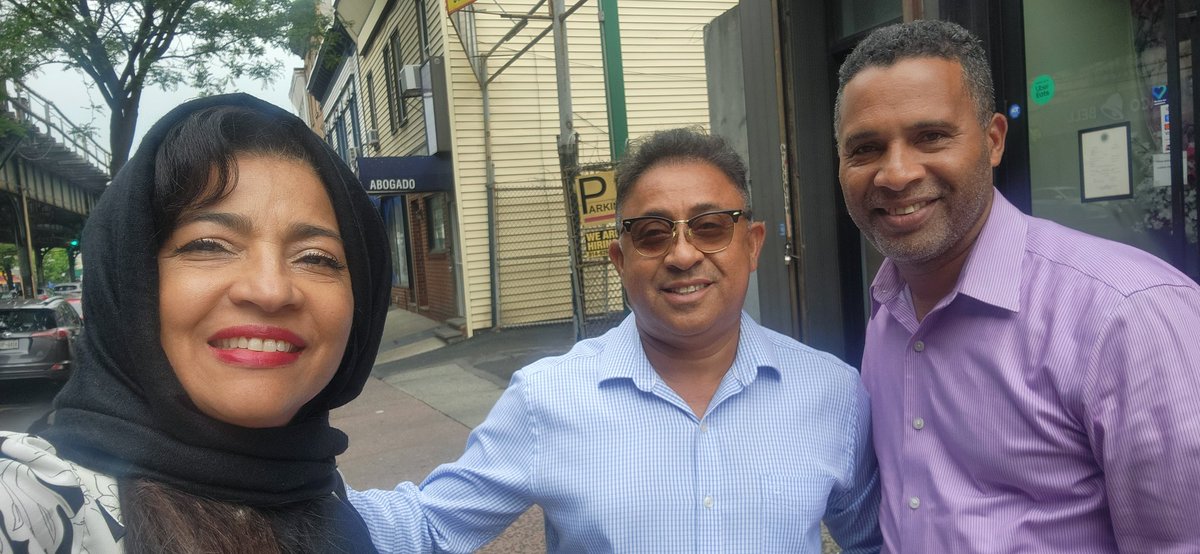 Recibiendo a Mayobanex Escoto, Titular de la Sec de Organización de nuestro Partido de la Liberación , junto a Elbis Marte, miembro del CC del exterior. PLD crece y se fortalece. #PLDNY <a href="/mayoescoto/">Mayobanex Escoto</a> <a href="/PLDenlinea/">PLD</a> <a href="/JohnnyPujols/">Johnny Pujols</a>