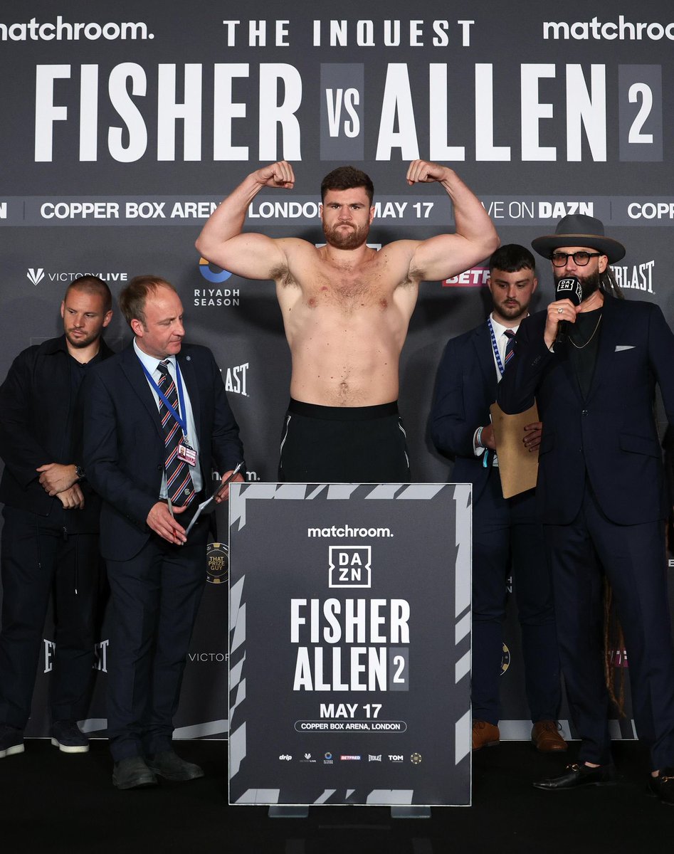 MarkTibbsBoxing's tweet photo. Big Fish😊🐂 #FisherAllen2 https://t.co/rQ5IFyRW1u