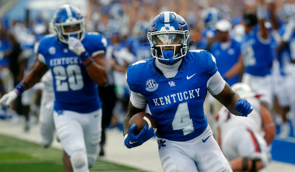 Rising Stars (@jerryrecruiting) on Twitter photo Miami Central (FL) 28’ CB <a href="/qlyonsjr/">Quartavius Lyons jr.</a>, a student at Rise Preparatory Academy, adds 22nd FBS offer from Kentucky via Coach <a href="/Mike_Stoops41/">Mike Stoops</a> Miami Central (FL) 28’ CB <a href="/qlyonsjr/">Quartavius Lyons jr.</a>, a student at Rise Preparatory Academy, adds 22nd FBS offer from Kentucky via Coach <a href="/Mike_Stoops41/">Mike Stoops</a>