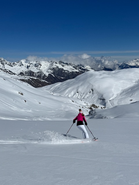 Your best #ski day this season? we want to know! Mine? SO many - 70 days #skiing !!! But #winning  <a href="/LesSybelles/">Les Sybelles</a> <a href="/skiaustria/">ski in austria</a>  <a href="/SkiAustriaTours/">skiAustriaTours</a>