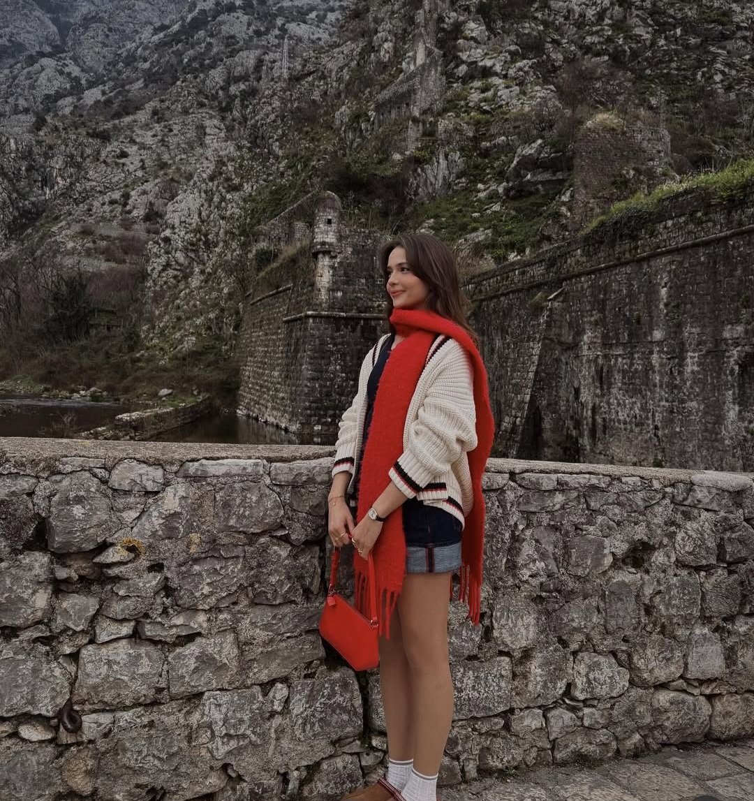 Sanazllii's tweet photo. gülüşün hiç eksilmesin yeni yaşında daha da katlansın feroşumuz

İyikiDoğdun Ferideözdinç https://t.co/4MT6wZhH78