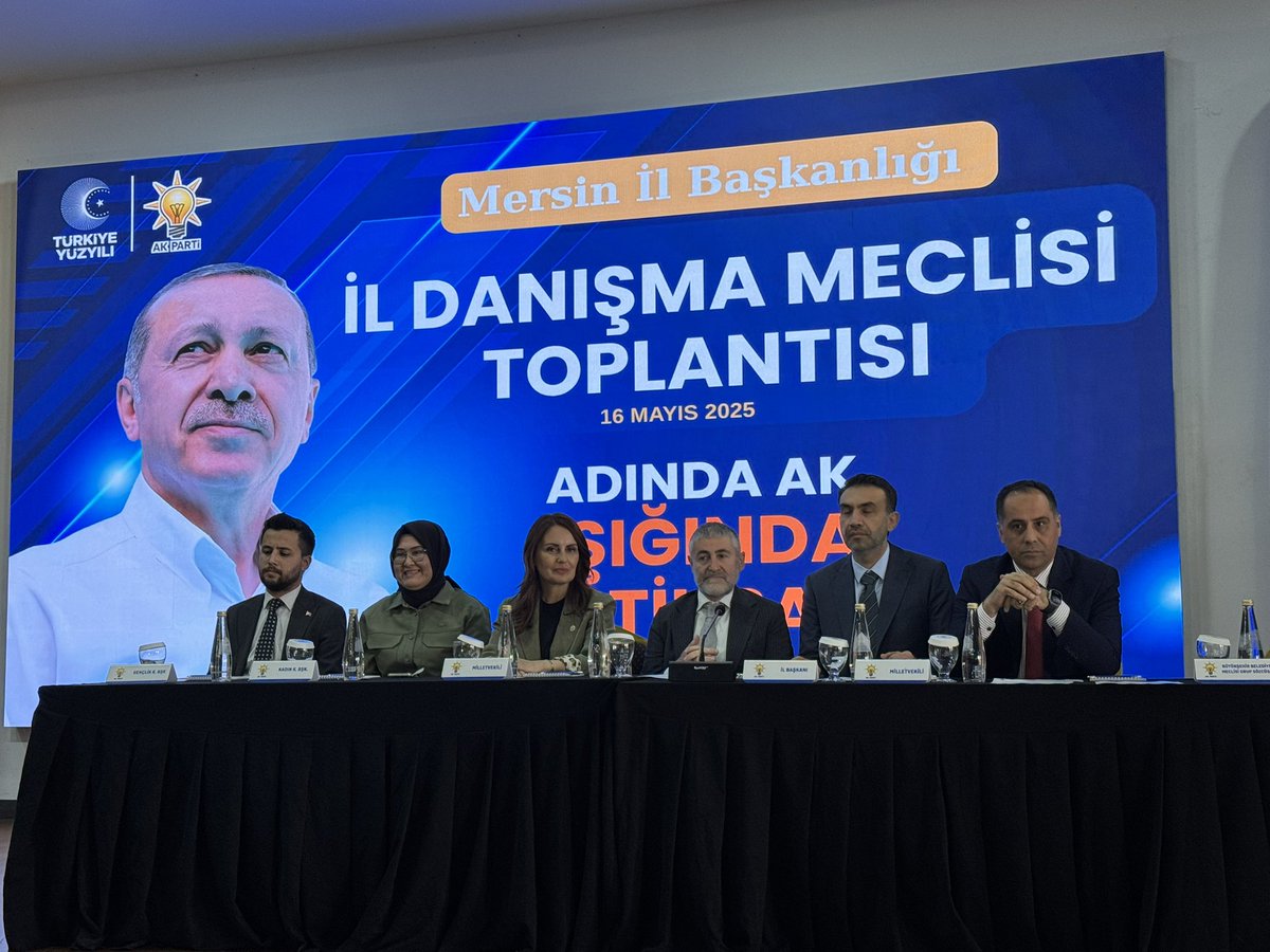 Önceki dönem Hazine ve Maliye Bakanımız Sayın Nureddin Nebati,
Mersin Milletvekillerimiz İl Başkanımız,   Yönetim Kurulu Üyelerimiz, 
İl Kadın Kolları Başkanımız, il Gençlik Kolları Başkanımız,
ilçe Başkanlarımız,   ve Meclis Üyelerimizin katılimlarryla ll Danışma
Meclisi