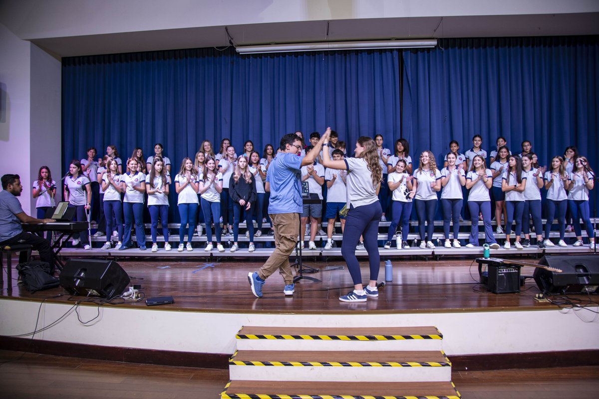 CountryDayCR's tweet image. 🎉 Huge congratulations to Isabella for winning the 14+ Popular Music Composition category at the Global Campus Virtual Young Musician of the Year 2025 with her song Rocket Science! 🌟
We are so proud of this achievement! #CountryDayCR #YoungMusician #NordAngliaEducation