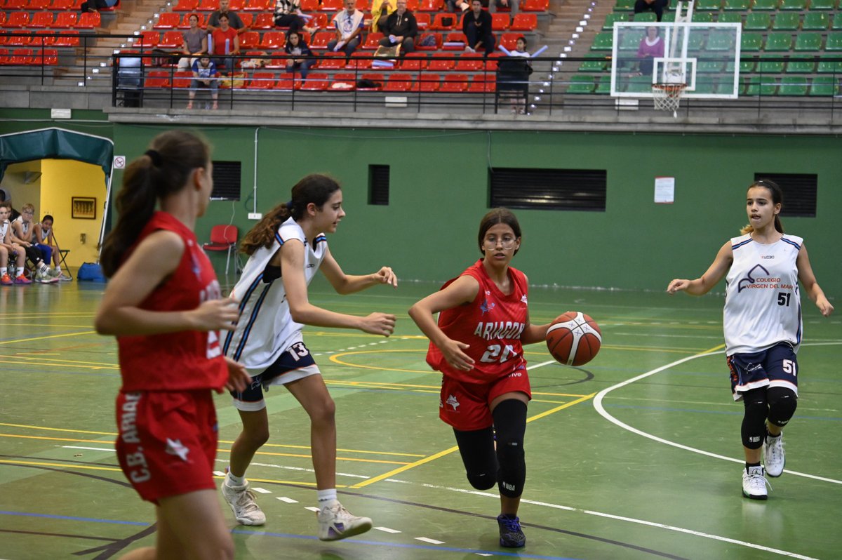 FCBaloncesto's tweet photo. 🏆 #PreInfantilFem
🇮🇨 #CC2025

#BaloncestoEnPositivo #SomosCanarias #Baloncesto #Basketball #Basket #Deporte #Sport #Photography #SportPhotography https://t.co/jMbAky8lVH