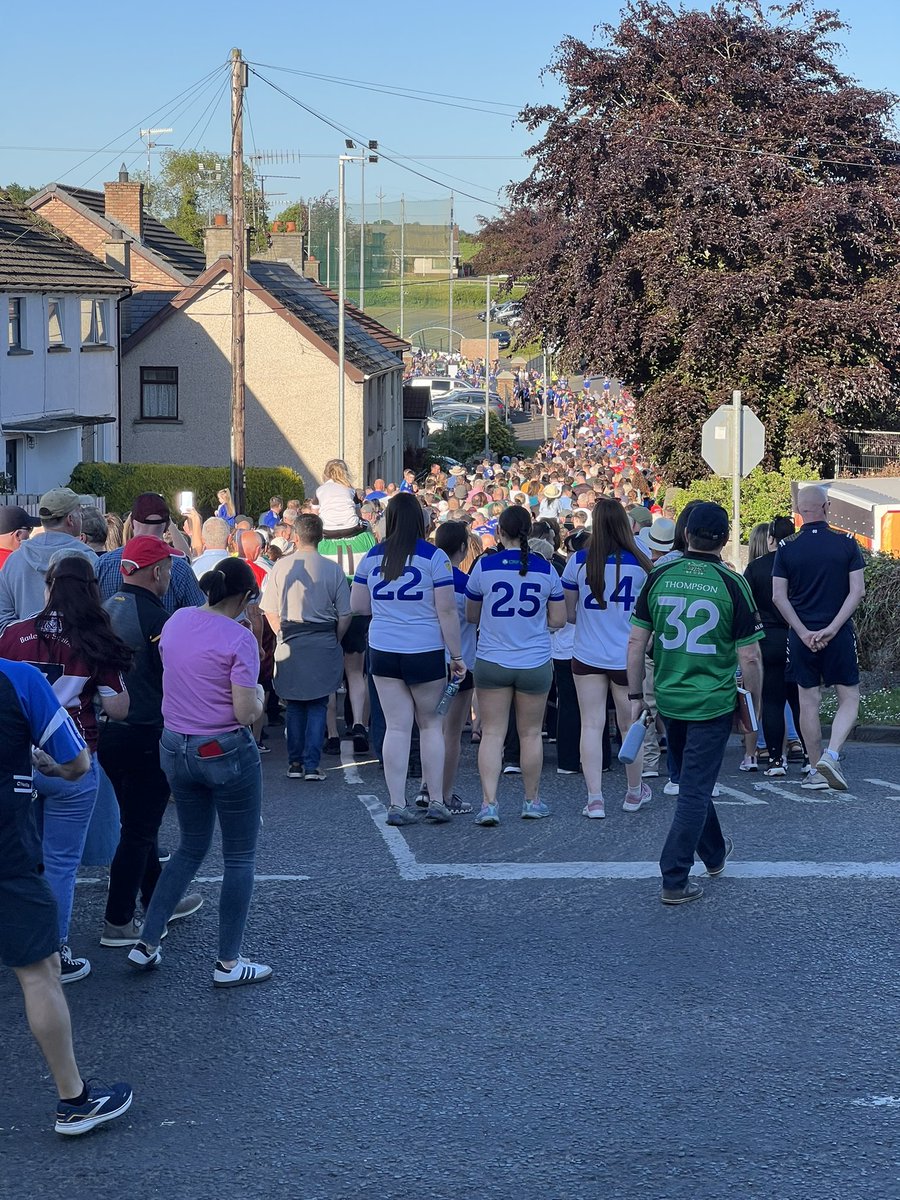 Bogsideandproud's tweet photo. Standing with the family of Sean Brown in Bellaghy tonight #BellaghyGAA
#setthetruthfree https://t.co/R8QyyxSyoo
