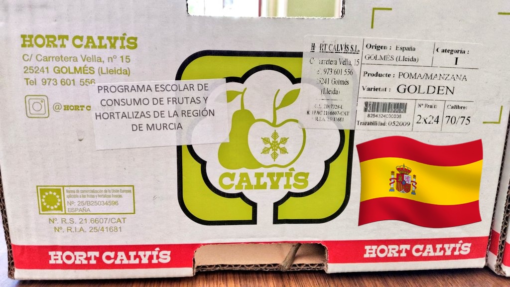 La🍐fruta🍐repartida a colegios de Región de Murcia esta semana venía de Sudáfrica(10.000 km), Milán(1.500 km) y Lleida(500 km).

LEJÍSIMOS del cultivo local y regional🍐Peras de fuera teniendo aquí Denominación de origen Jumilla y en semana que reivindican Travase

¡Surrealismo!