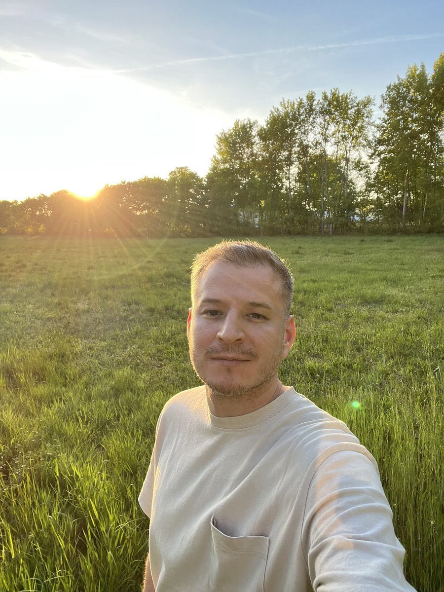 Mi nueva canción ‘Sun is Coming Back’ ya está en todas partes, espero que les guste ❤️

spoti.fi/2LVnllA