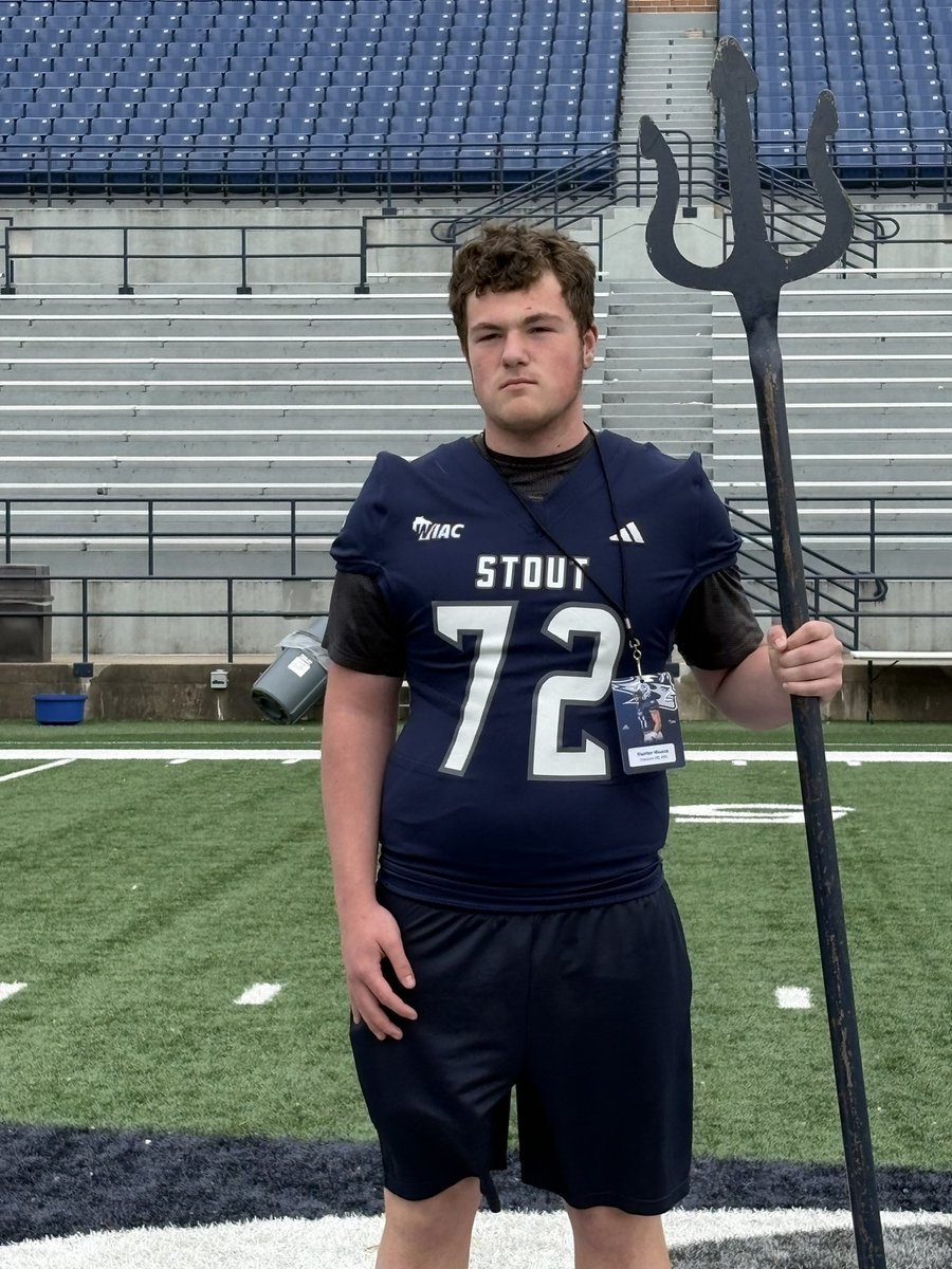 HunterMoore73's tweet image. Thanks @CoachDeBo76 for the junior day visit