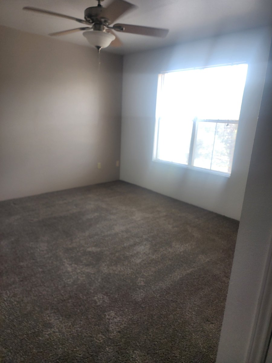 New apartment 😃 
Still don't know if I should put my desk in the living room or the actual room 😅